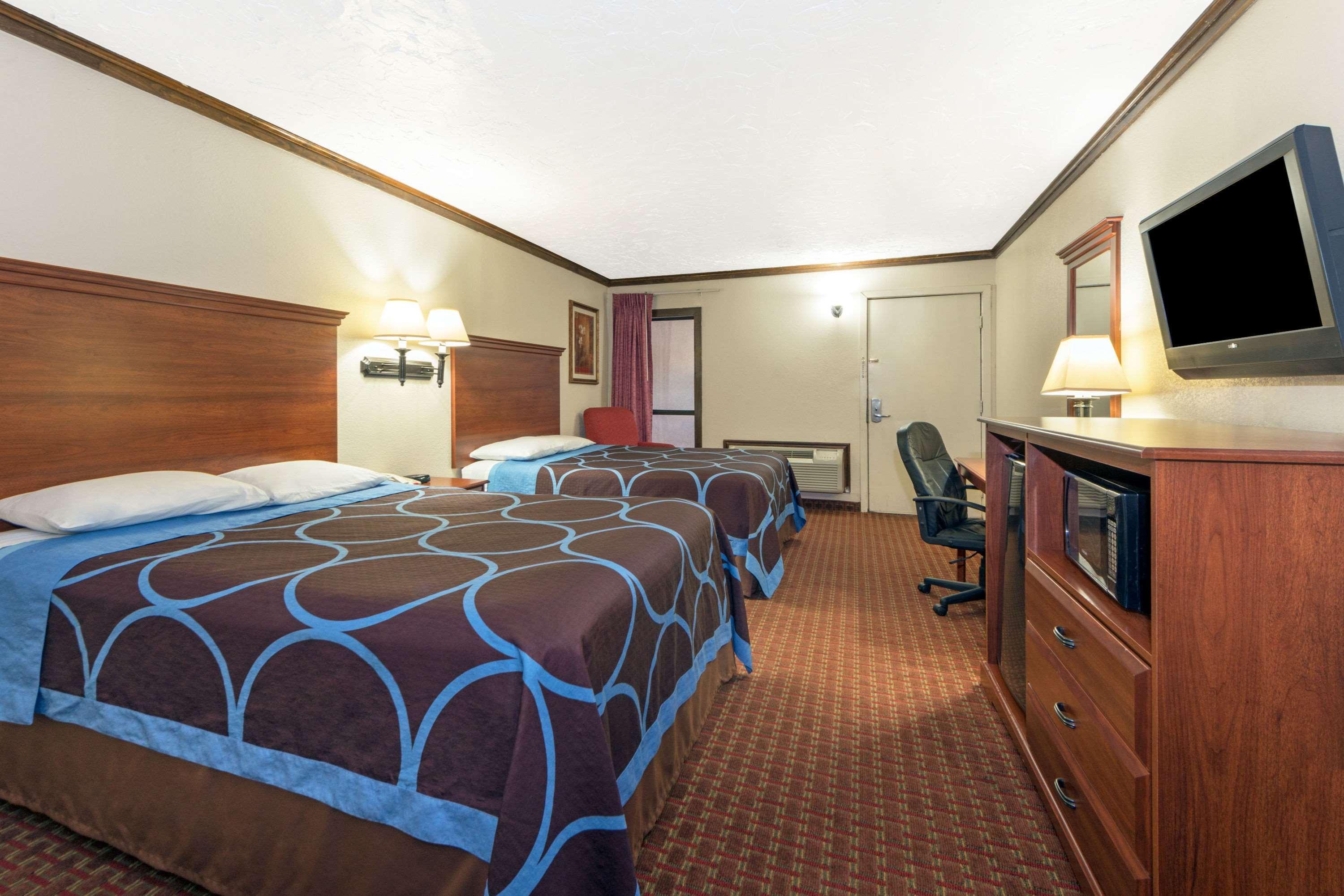 Super 8 By Wyndham Enid Hotel Buitenkant foto
