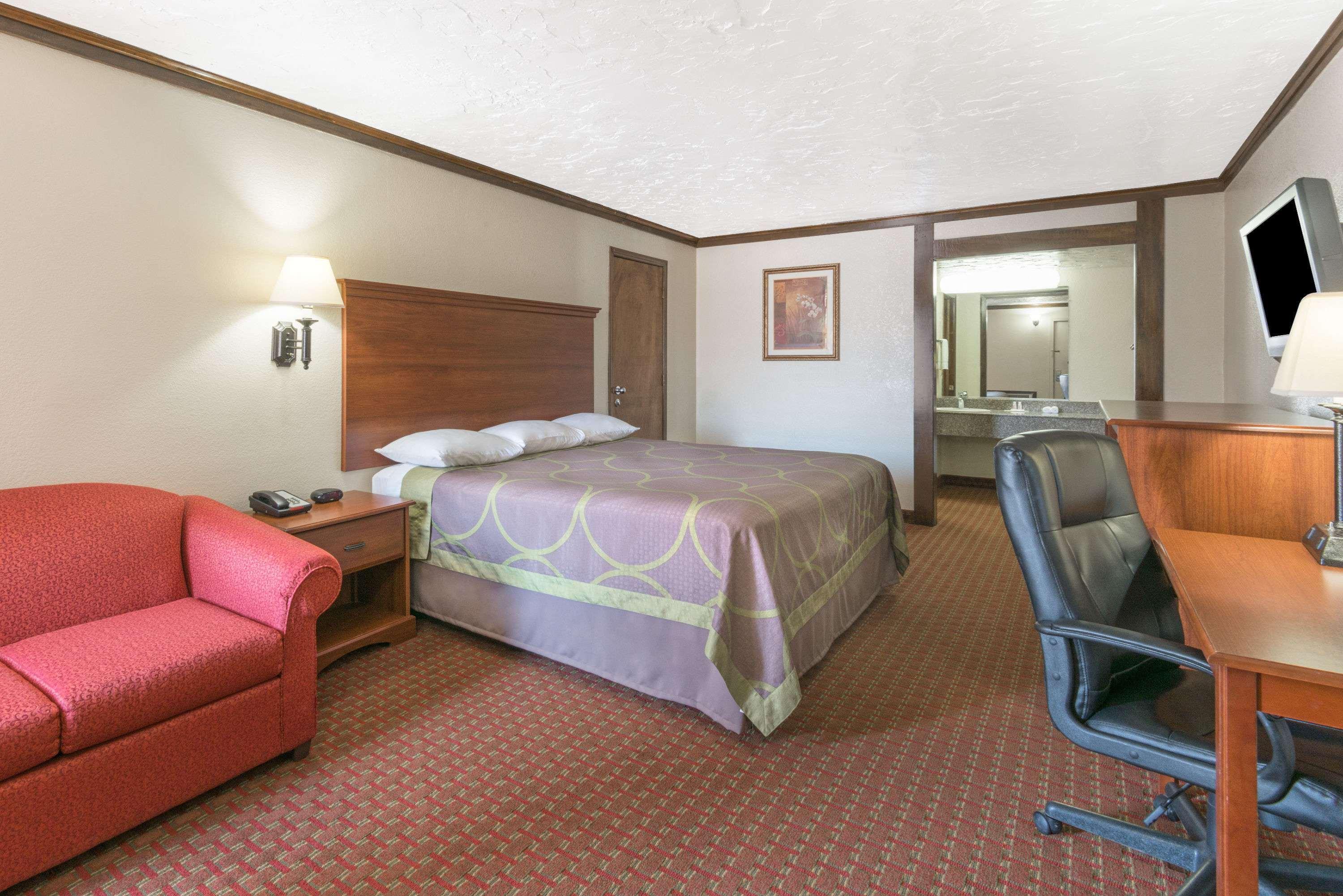 Super 8 By Wyndham Enid Hotel Buitenkant foto
