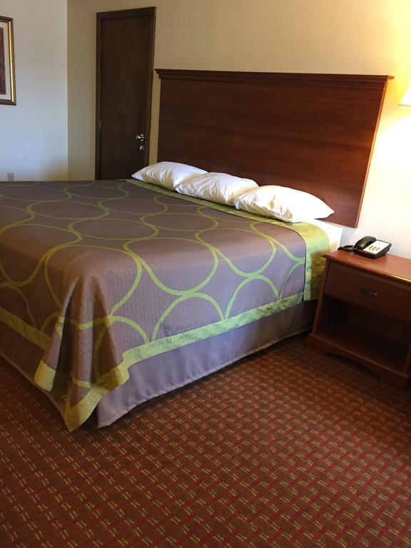 Super 8 By Wyndham Enid Hotel Buitenkant foto