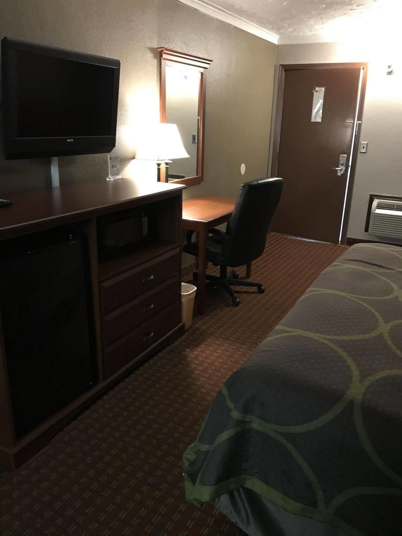 Super 8 By Wyndham Enid Hotel Buitenkant foto
